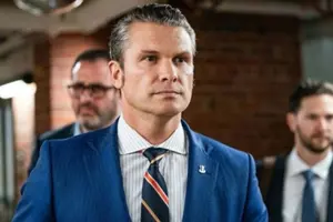 Глава Пентагону терміново скликає сотні високопоставлених військових – WP