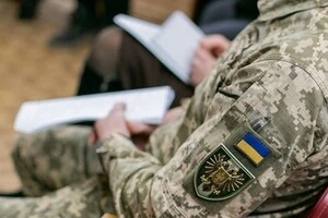 Львівський ТЦК пояснив, чому мобілізував єдиного сина, що доглядав за прикутим до ліжка батьком