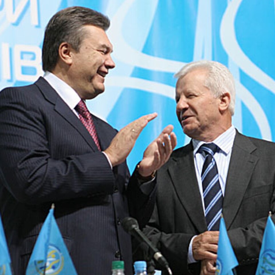 Олександр Мороз: Я підсів до Януковича у буфеті, взяв серветку і накидав план…