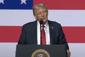 «У тебе жалюгідний вигляд». Трамп розкрив деталі розмови з Путіним на Алясці