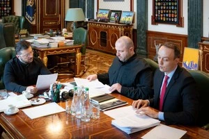 Глава держави доручив готувати продовження санкцій та прискорити їх синхронізацію з партнерами