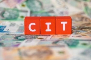 Польща підвищить податок на прибуток банків, аби вистачило на армію