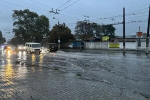 В Одесі за сім годин випала майже двомісячна норма опадів