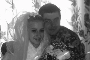 Альона і Олександр Лєсніченки загинули від російського удару разом зі своїми двони синами