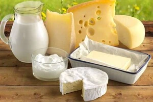 Молочні продукти в Україні: чому споживачам доведеться платити більше?