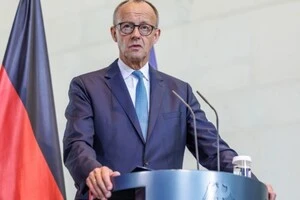 Фінансування «стіни дронів» із фондів ЄС: Мерц відреагував на ідею 