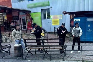 У Вінниці біля торгового центру лунали постріли