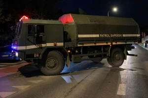 Поблизу Варшави поліція знайшла залишки неідентифікованого повітряного об’єкта