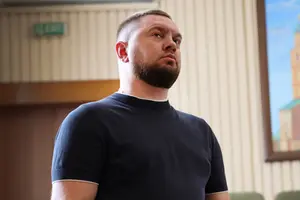 Суд конфіскував люксові авто екскерівника ТЦК в Харкові