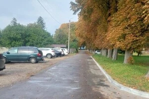 За даними поліції, чоловікові стало зле і він впав на території медзакладу