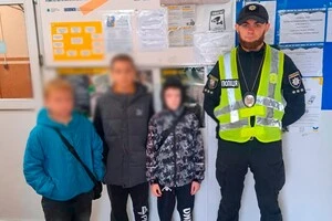 У Деснянському районі троє дітей влаштували пожежу у багатоповерхівці