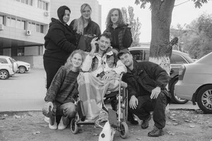 Поранений медійник поділився спогадами про вбитого французького колегу, якого вбила РФ