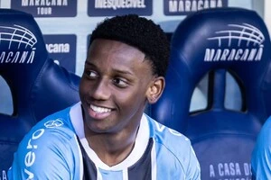 «Шахтар» запропонував майже 20 млн євро за 17-річного бразильського гравця – ЗМІ