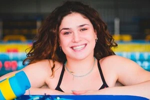 Чемпіонка світу з плавання була відсторонена від змагань за крадіжку парфумів в аеропорту