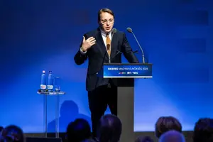 Олівер Варгеї спеціалізувався на справах ЄС ще до вступу Угорщини в блок 