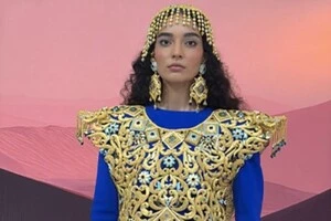 Краса вагою 10 кг. Сукня із золота увійшла до Книги рекордів Гіннеса