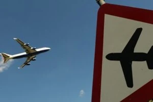 Вашингтон готує заборону китайським авіакомпаніям літати у США над Росією – Reuters