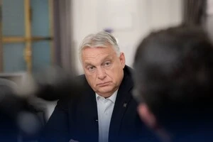 Прем'єр-міністр Угорщини Віктор Орбан оголосив про початок збору підписів проти «військових планів Брюсселя»