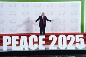 Трамп на саміті в Єгипті потрапив у курйозну ситуацію