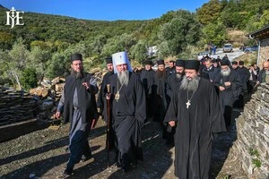 Митрополит Епіфаній пояснив, навіщо їздив на Афон