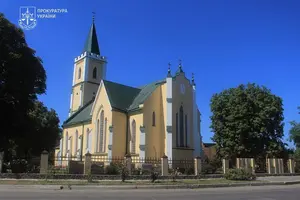 Михайлівська церква є головною архітектурною окрасою Городища
