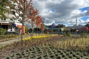 На Оболоні замість кіосків облаштовано два нові сквери (фото)