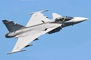 Захід попросив Швецію відкласти постачання Gripen Україні