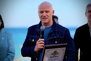 Труханов мав три внутрішні паспорти РФ – джерело