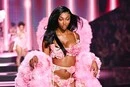 Баскетболістка з США стала першою спортсменкою, яка виступила на показі Victoria's Secret