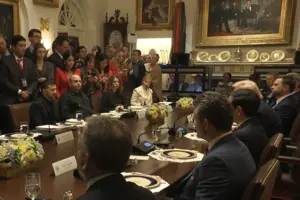 Зеленський та Трамп спілкувалися з пресою близько 45 хвилин