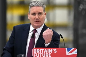 Велика Британія запропонувала розробити з США мирний план для України 