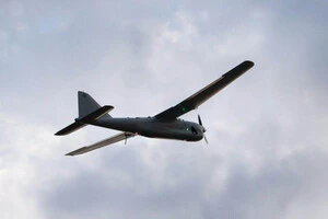 Чому розвідувальні дрони РФ годинами кружляють над Україною? Пояснення військового експерта