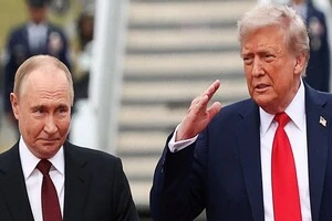 Макрон прокоментував майбутню зустріч Трампа і Путіна
