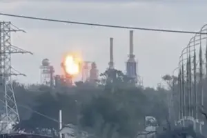 Безпілотники атакували нафтопереробний завод у Махачкалі