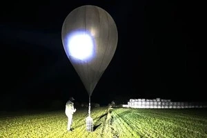 У Вільнюсі закривали аеропорт через десятки куль із контрабандою з Білорусі (фото)