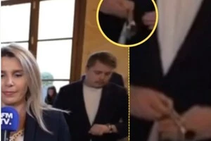 Французький депутат намагався непомітно зняти коштовний годинник