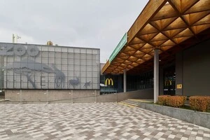 На території столичного зоопарку відкрився «МакДональдз» (фото)