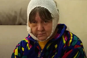 Вижила після розстрілу. Жінка розповіла, як російські військові вбили її родину (відео)