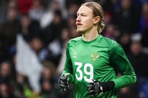 Росіянин Сафонов готовий піти з «ПСЖ», за який грає Забарний – джерело