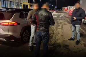 За даними слідства, колишній очільник Податкової сприяв безперешкодній діяльності зловмисників