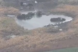 На Донеччині бронемашини окупантів загрузли в болоті під час штурму