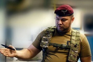 Олег Апостол зазначив, що раніше противник від нас відставав, однак зараз ситуація змінилася