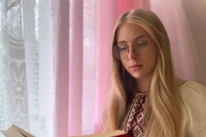 У Києві ворожий дрон обірвав життя матері та доньки: що про них відомо