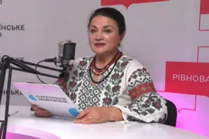 Наталія Сумська читала радіодиктант