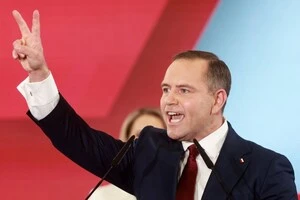 Україна запропонувала Польщі кілька варіантів візиту Навроцького до Києва – посол