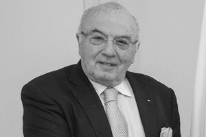 Пішов з життя почесний член МОК та віцепрезидент оргкомітету Олімпіади-2004 Ніколау