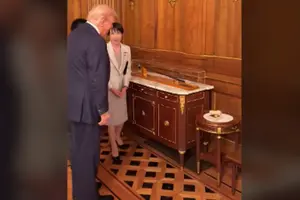 Очільниця уряду Японії здивувала Трампа подарунком