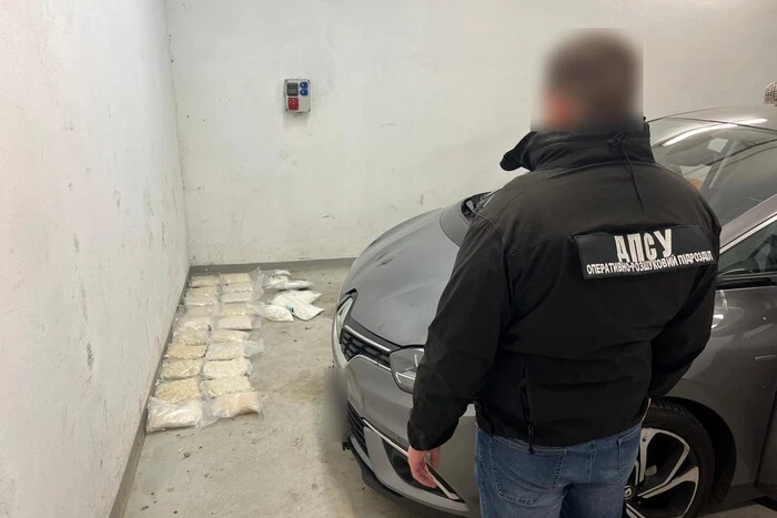 Прикордонники перекрили міжнародний наркоканал: вилучено «товару» на 42 млн грн