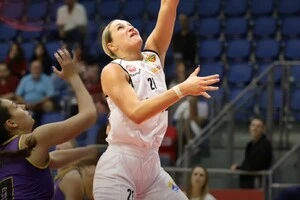 Тетяна Юркевічус відіграла майже 35 хвилин, набрала 2 очка, зібрала 15 підбирань, зробила 3 передачі