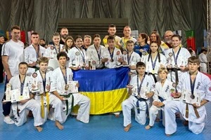 Наша команда у складі 26 спортсменів стала найсильнішою серед 450 учасників з 14 країн світу